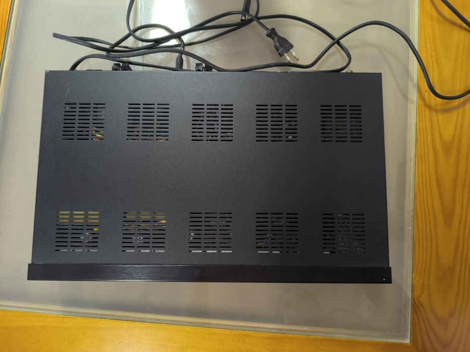 Box para TV e canais estrangeiros