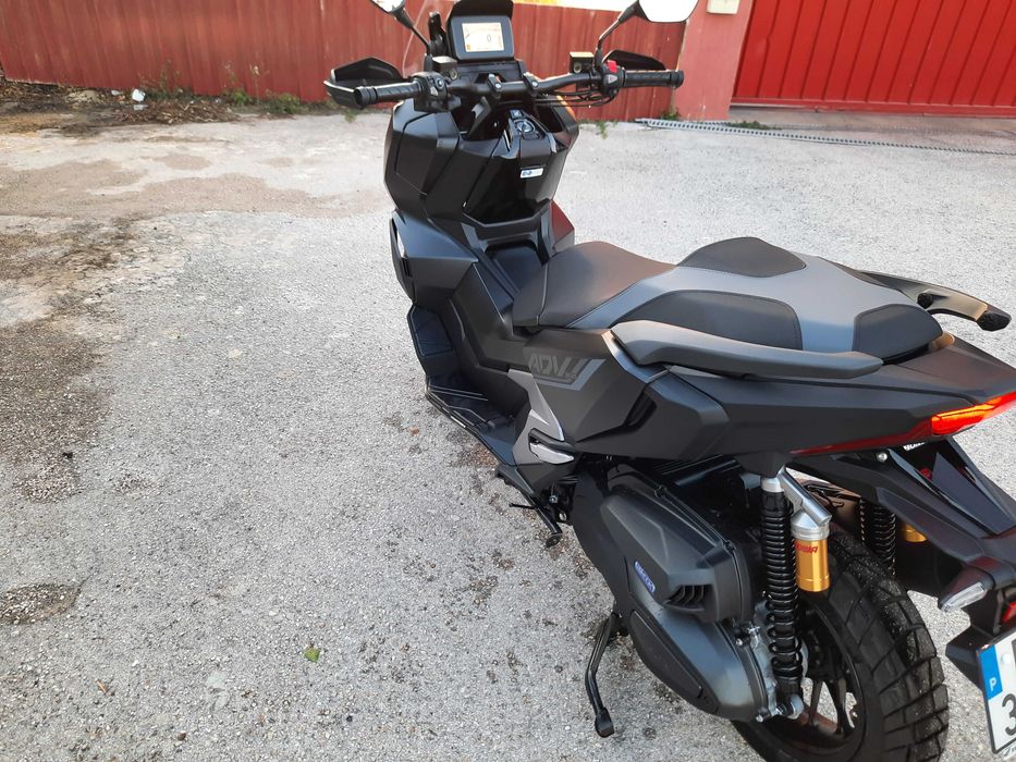 Honda ADV 350 Nova
