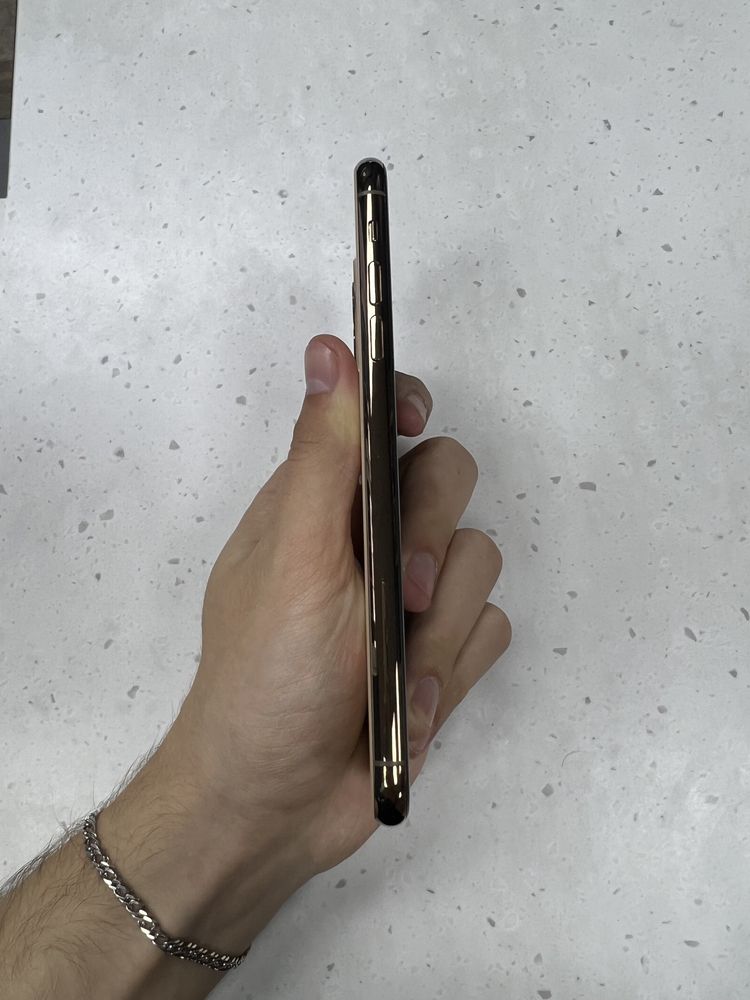 iPhone 11 Pro Max 256gb Gold Unlock в Чyдовомy стані з Гаpaнтією