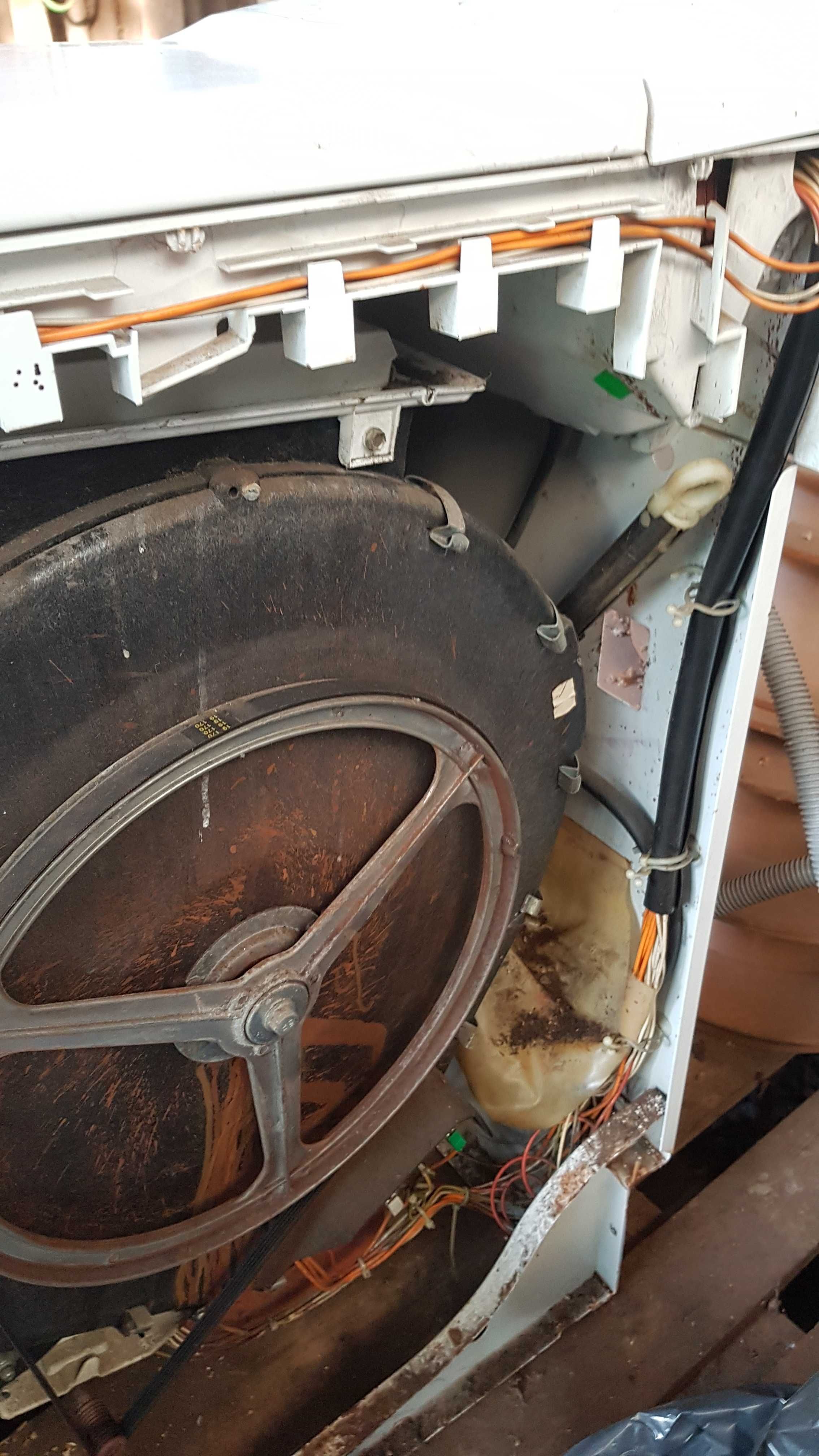 Pralka Whirlpool AWG 681 uszkodzona - na części