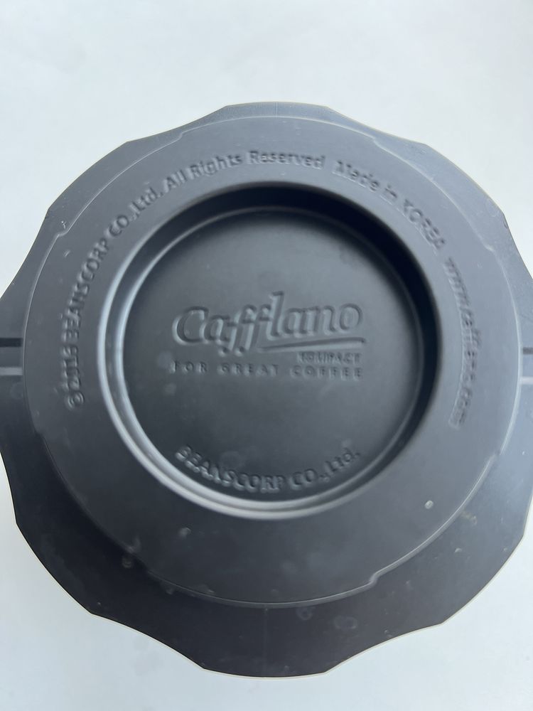 Компактная ручная кофеварка Cafflano Compact, Черная