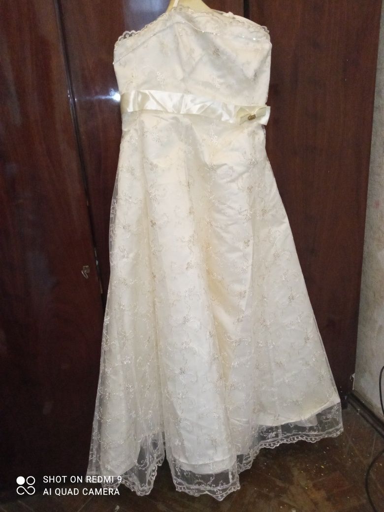 Свадебное платье 54 размера