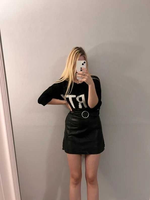 Tally Weijl XS 34 czarny sweter z napisem "party"