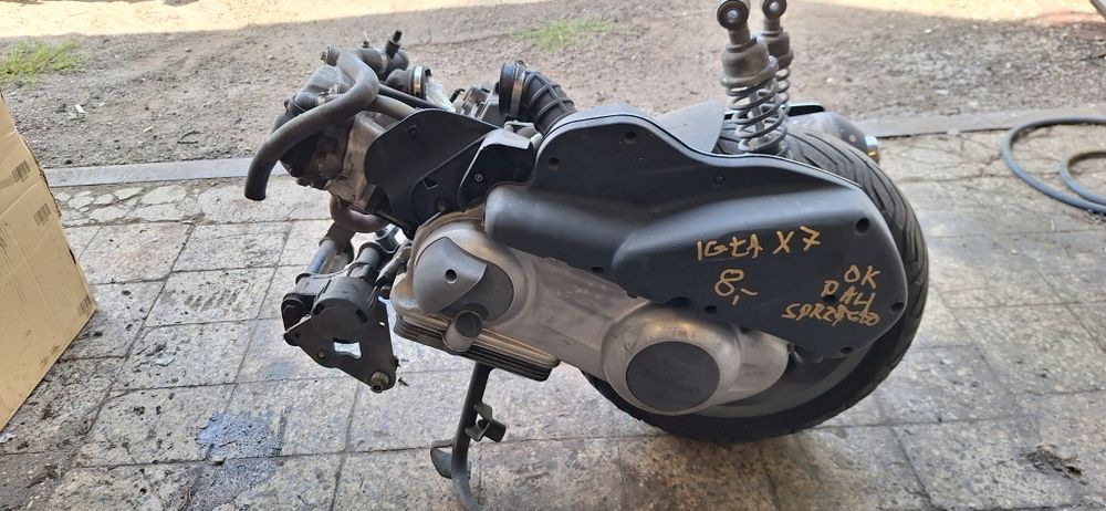 Piaggio x 7 Xevo 125 Silnik kompletny gwarancja 8 tys km