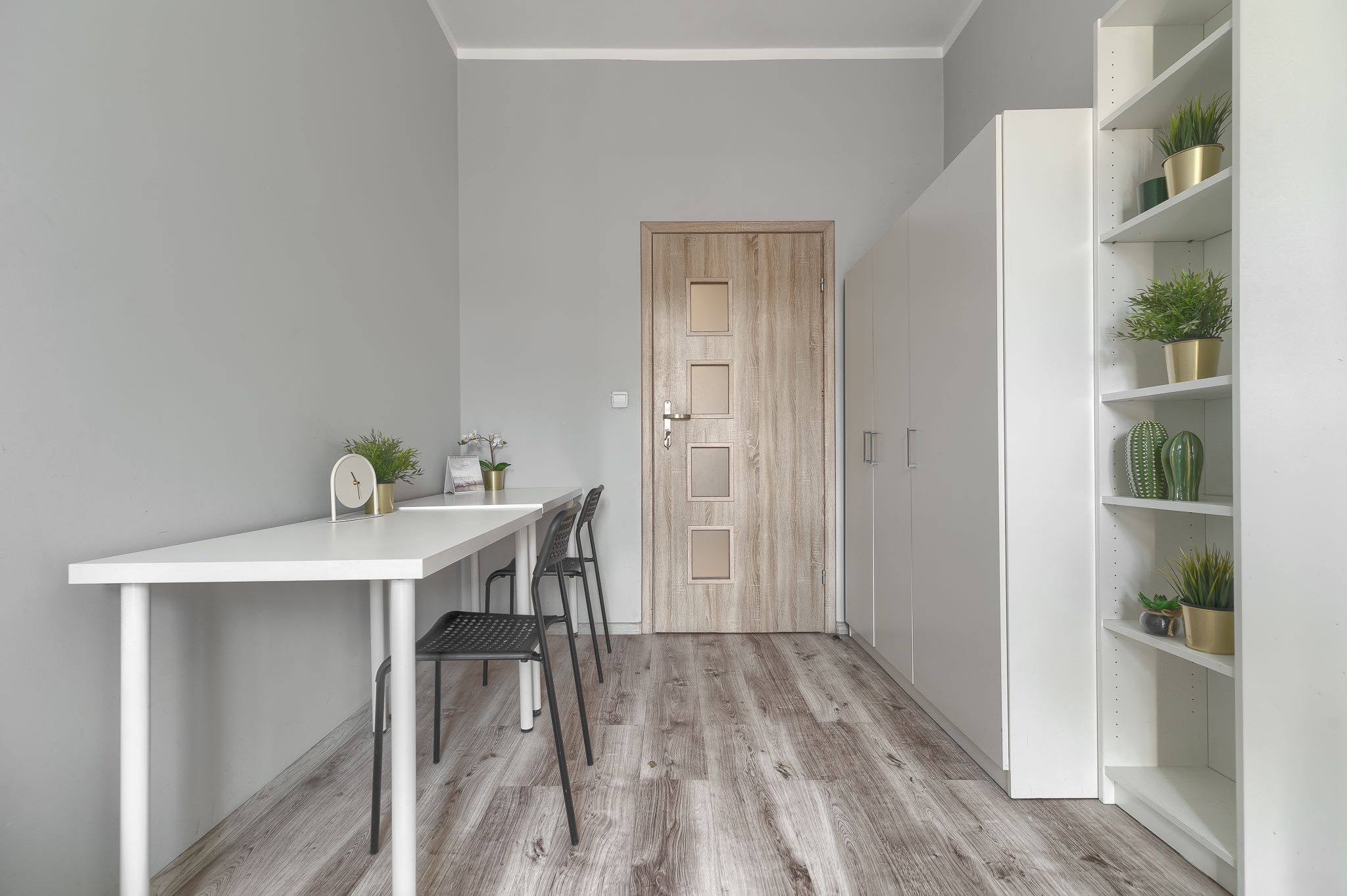 Duży pokój z balkonem w mieszkaniu damskim, Małkowskiego 14, Centrum