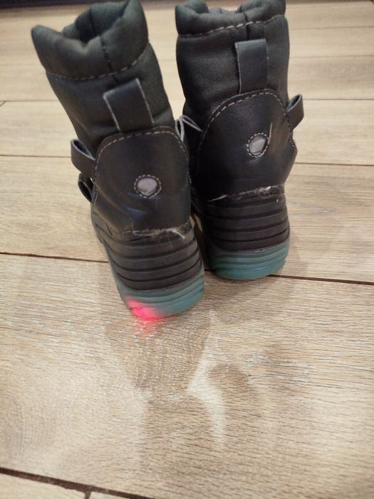 Buty śniegowce ocieplane 25 chłopięce