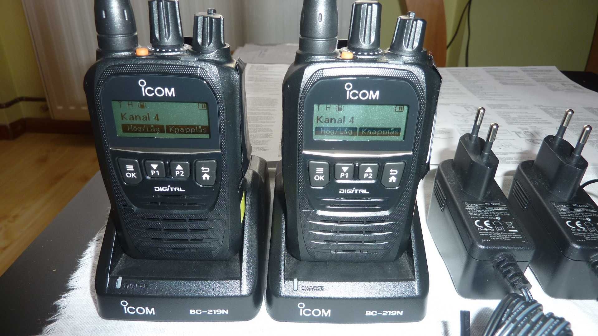 Dwa profesjonalne radiotelefony(krótkofalówki)ICOM IC-F62D nieużywane.