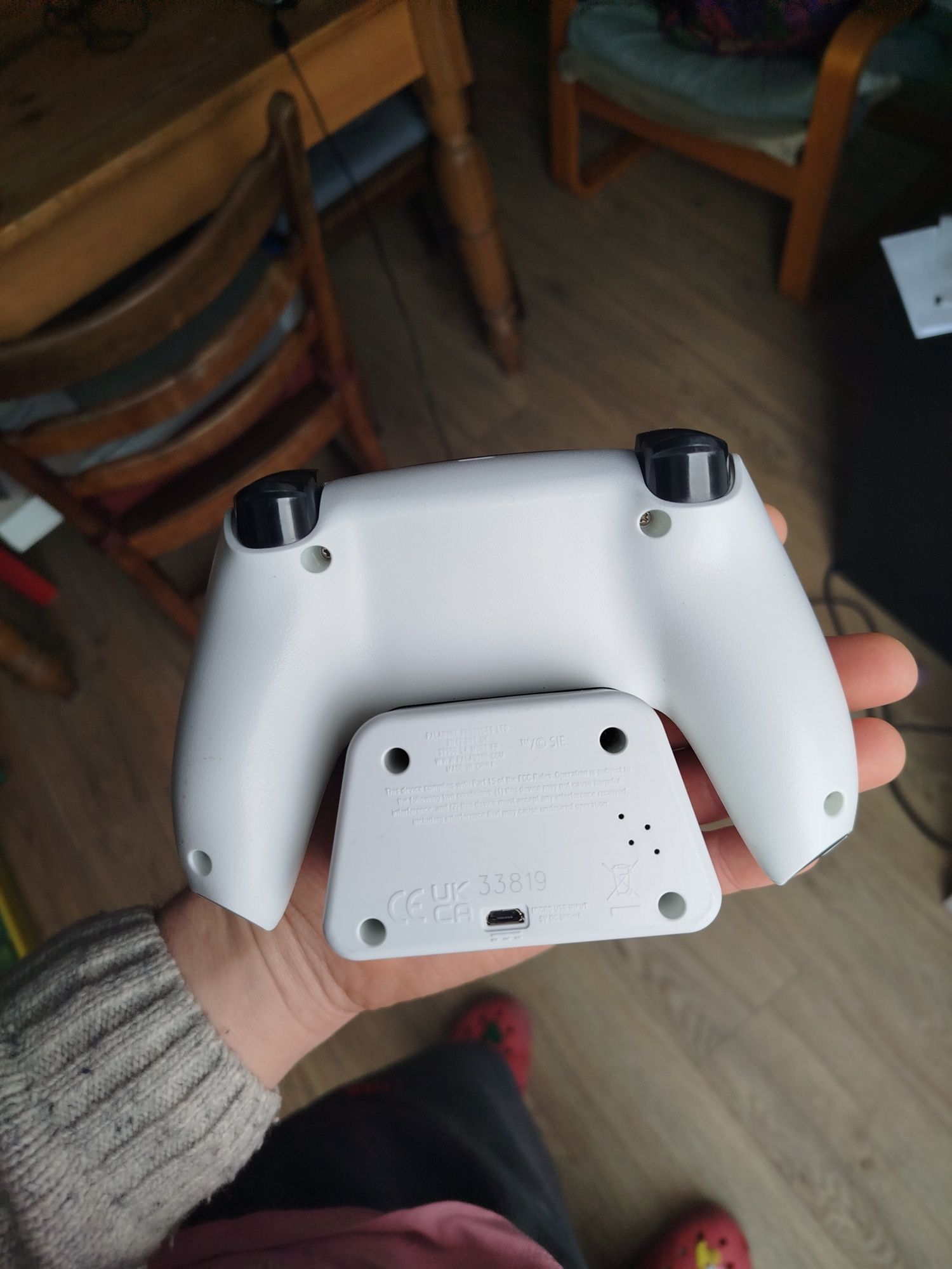 Zegar-stacja dokująca PlayStation 5 – dla fana PS5!