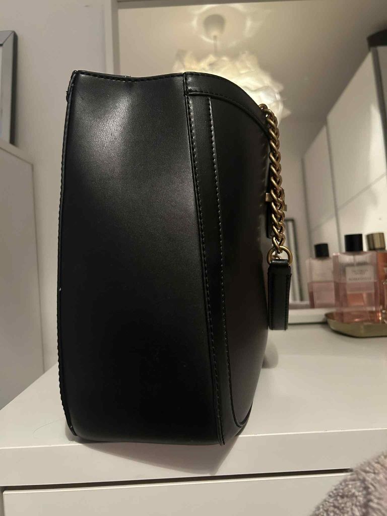 Torebka Guess Shopper