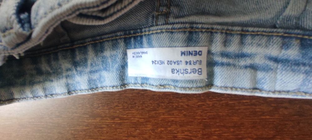 Calções de ganga de rapariga