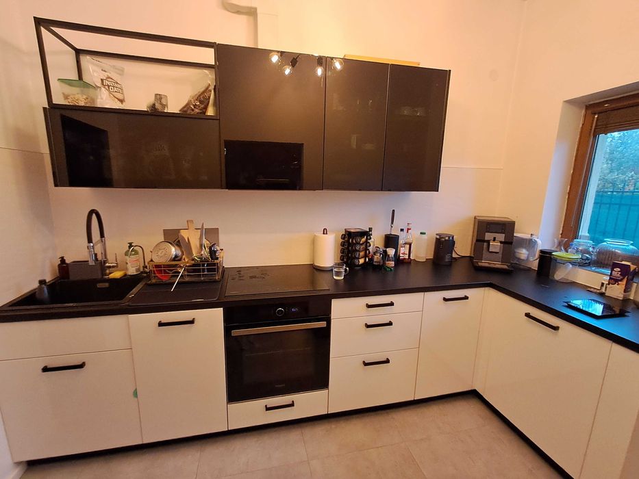 Syndyk sprzeda Komplet dolnych mebli kuchennych