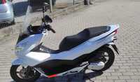 Honda  pcx  2015