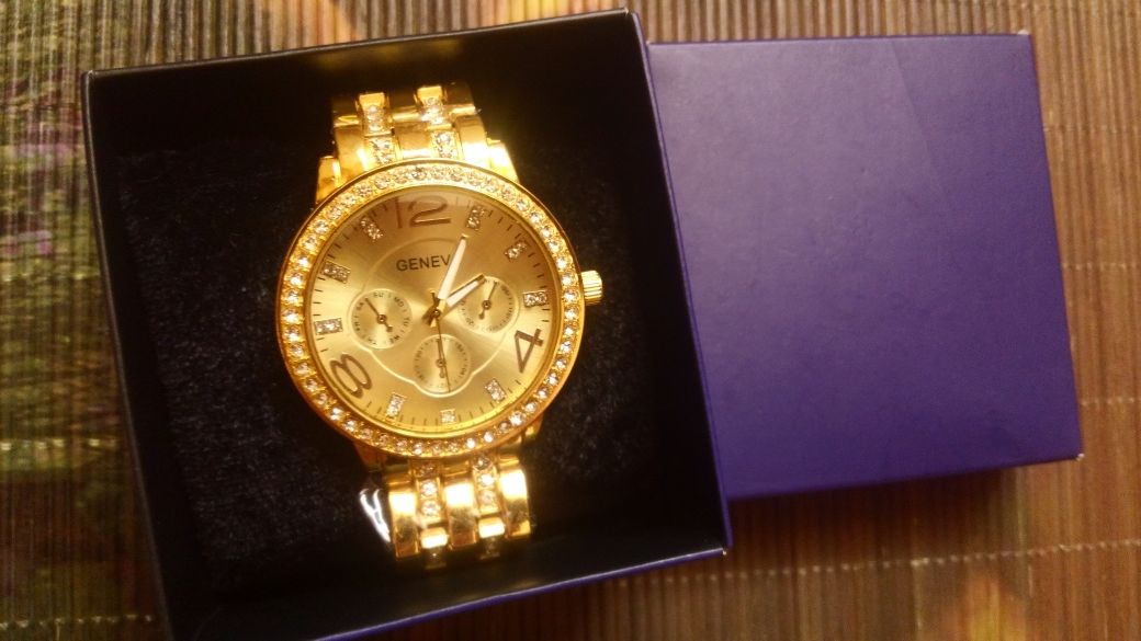 Подарунок! Елітний годинник жіночий Geneva (часы женские + коробка)