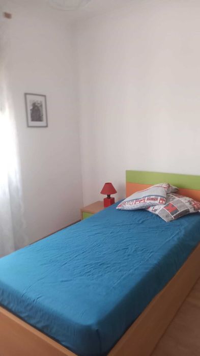 Arrendo Quarto mobilado