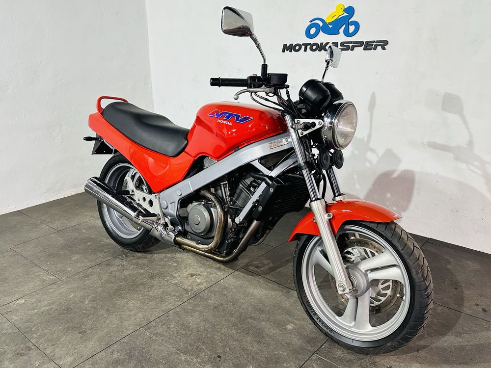 Honda NTV 650 мото з європи