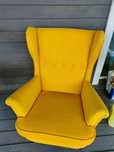 Fotel uszak Ikea Strandmon, żółty