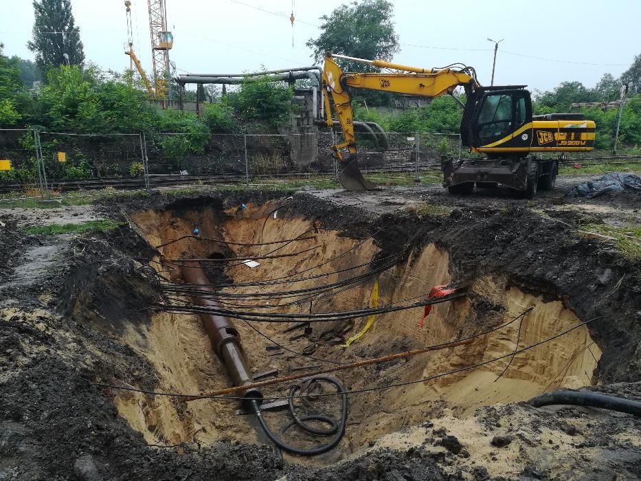 Usługi koparko-ładowarką, koparką kołową, minikoparką, woj.śląskie.