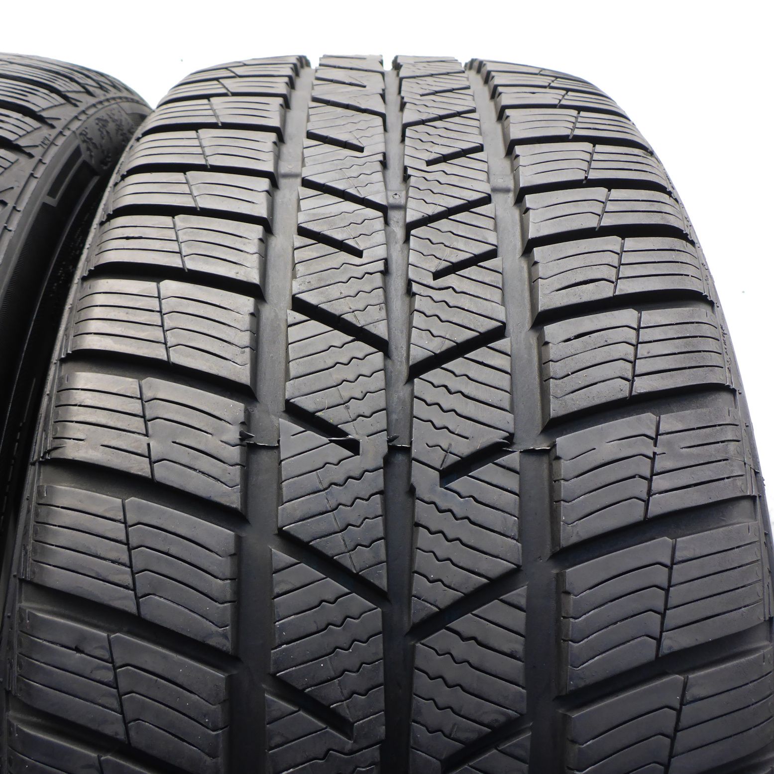 Opony 225/45/19 Barum 225/45R19 96V XL Polaris 5 Zimowe 2021 7-8mm