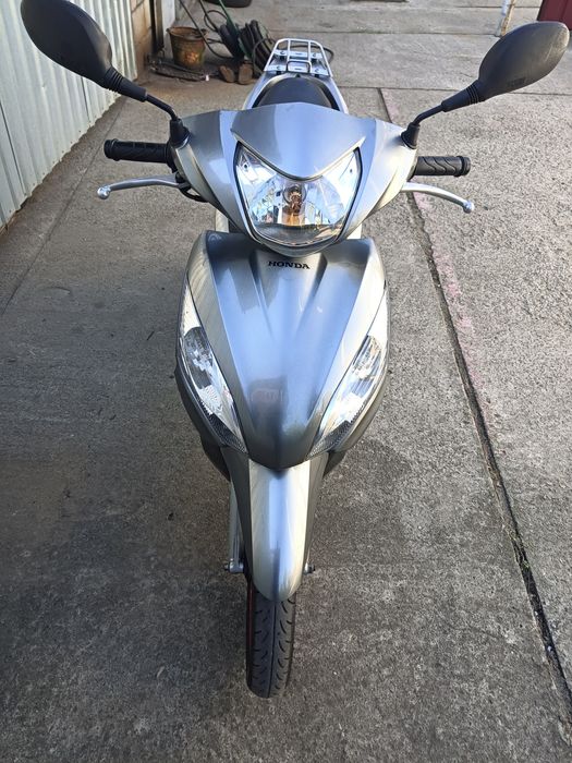 Продам Honda DIO 110, JF-31. 2011 год.
