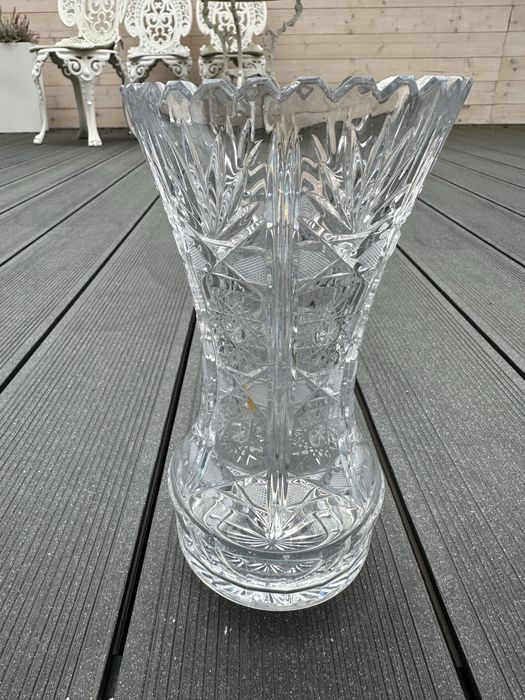 Badziewny wazonik PRL kryształ