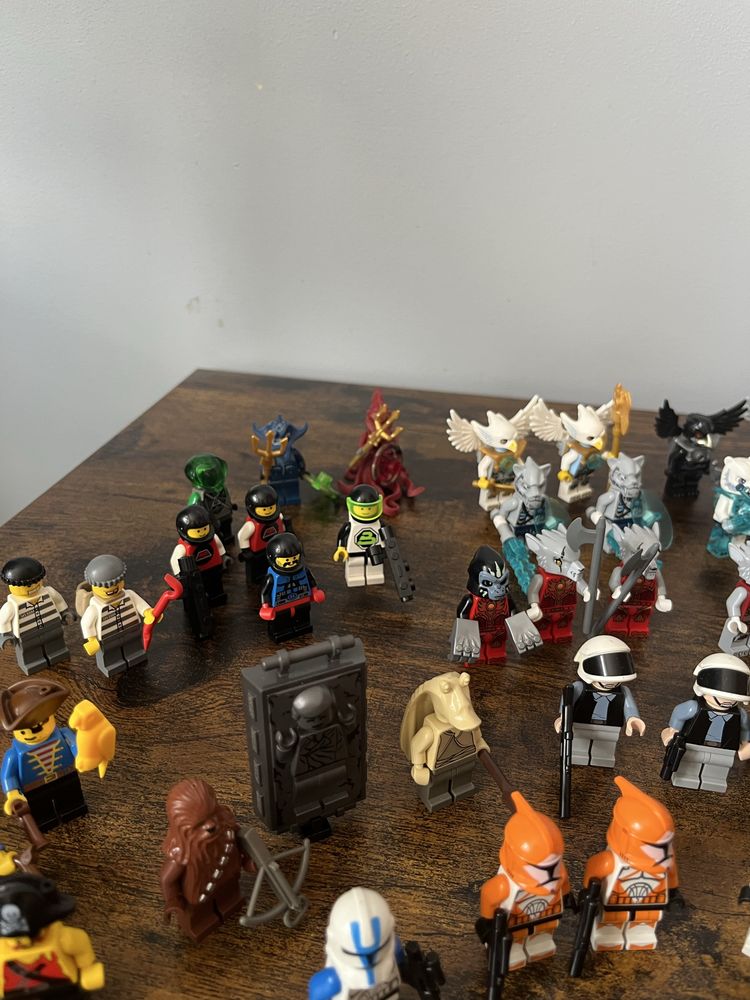 Minifigurki Lego - różne serie: star wars, ninjago, chima, castle itp.