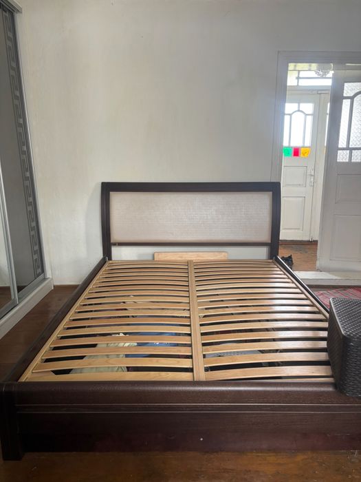 Ліжко двоспальне