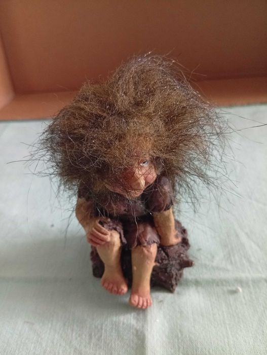 Troll vintage (criatura mítica do folclore escandinavo)