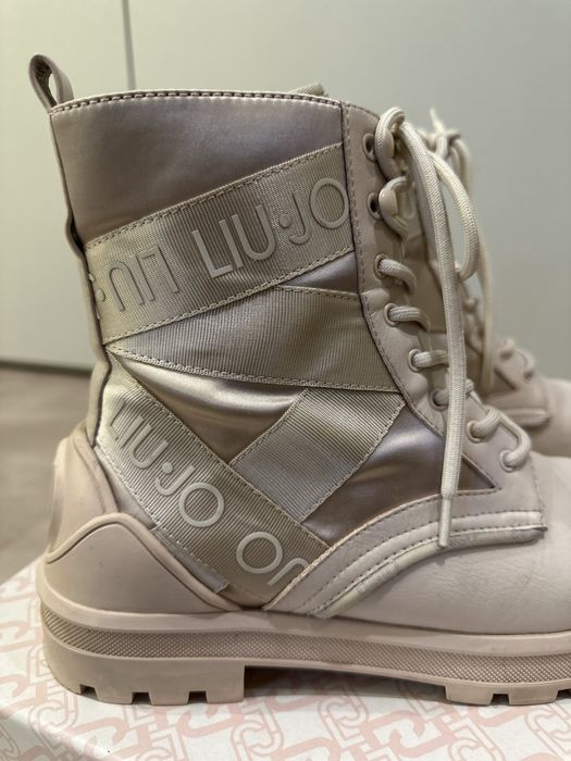 Ботинки liu jo  37 розмір
