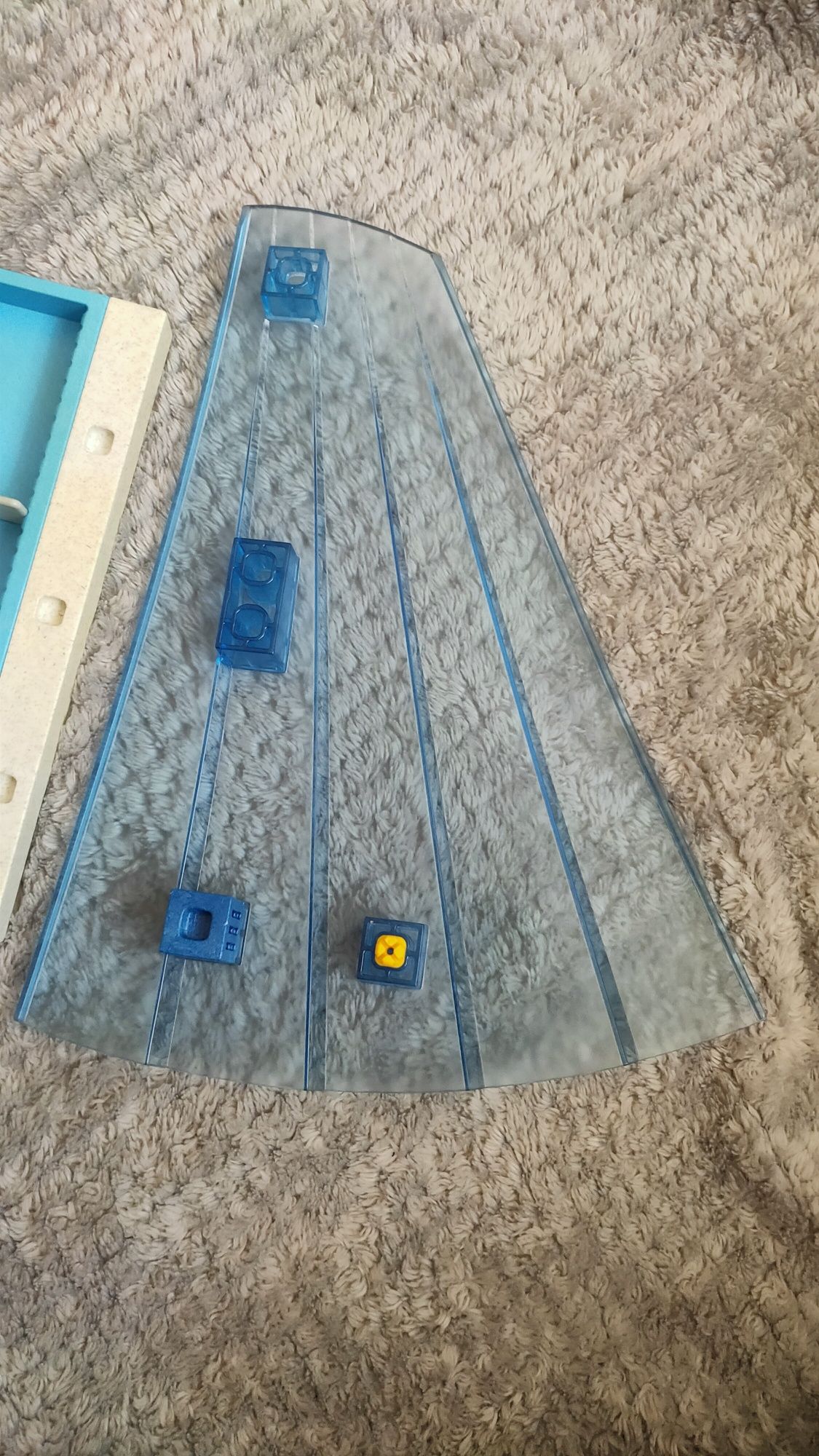 Różne elementy Playmobil dach