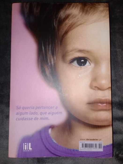 Livro " Abandonada "