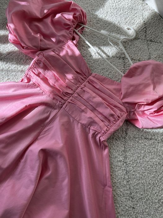 Рожева сукня Барбі зифірка