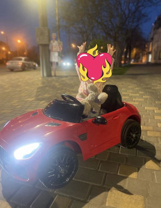 Продам детский электромобиль