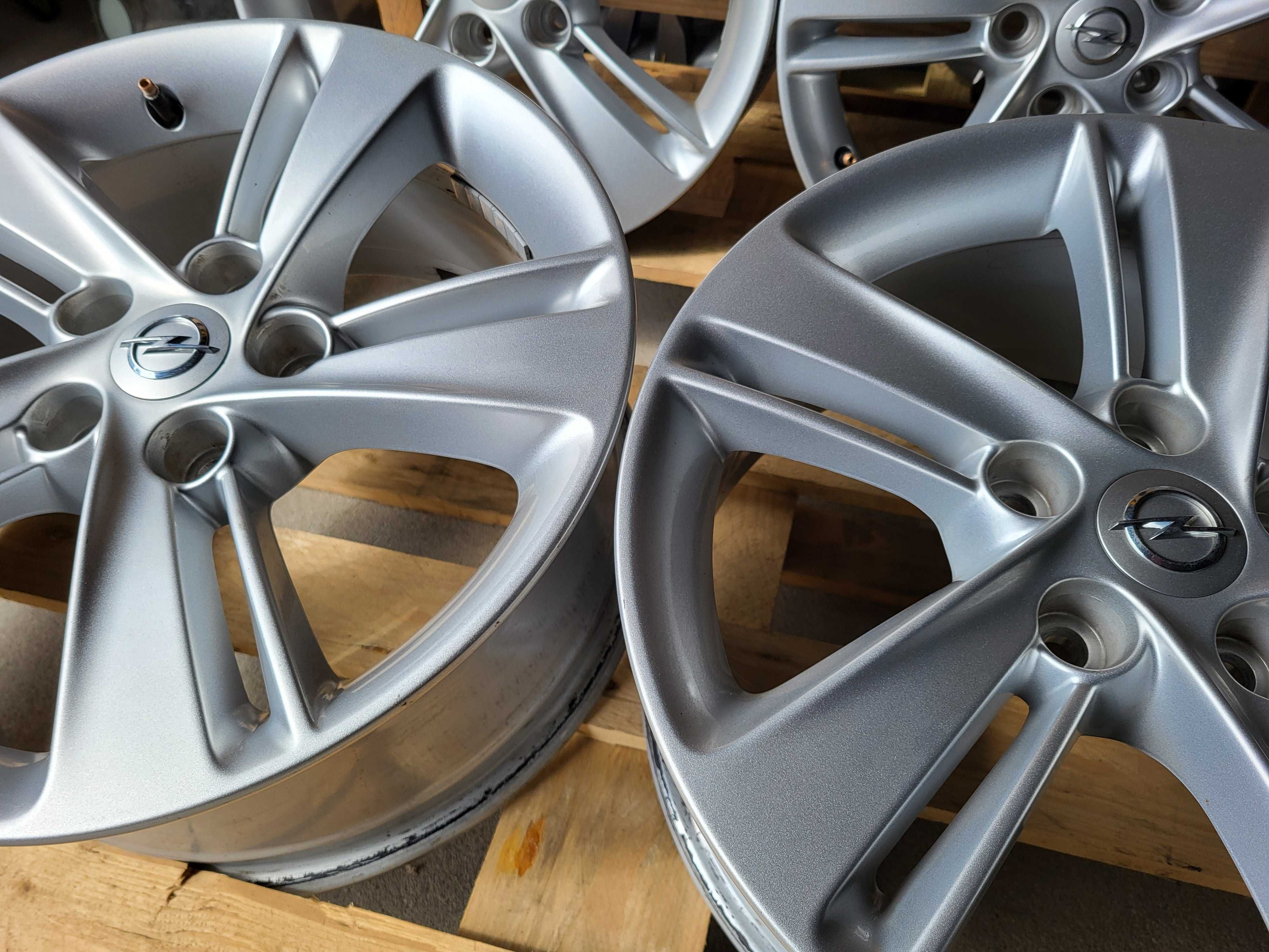 [698] Felgi aluminiowe 17 Cali 5x115 Opel Oryginal INSIGNIA B ASTRA