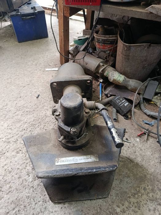 Сцепний пристрій