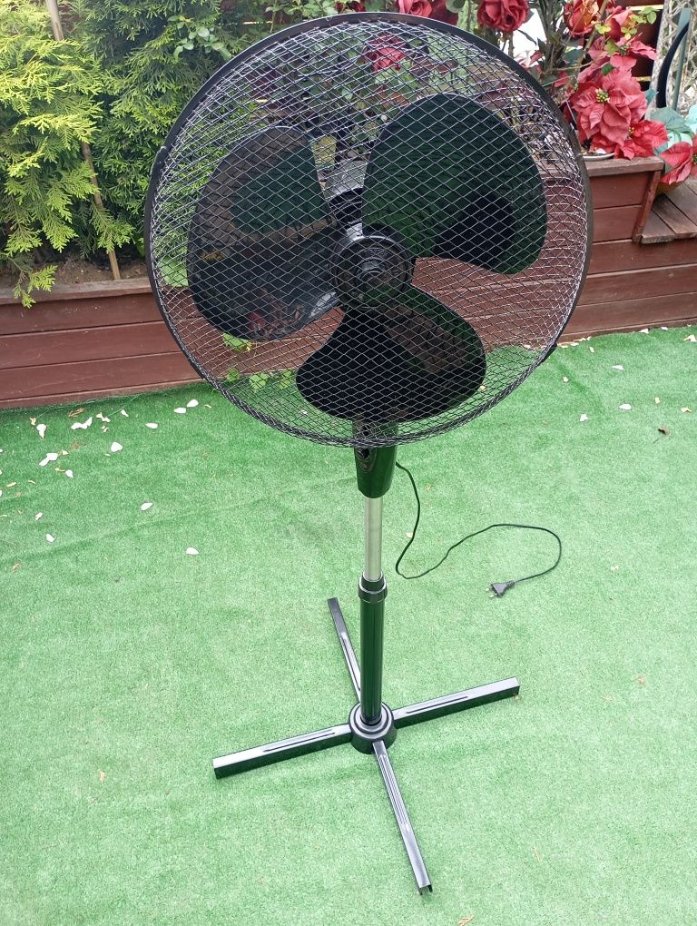Wentylator podłogowy stojacy  czarny Volteno VO0027, moc 40W- niespraw