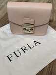 Furla Metropolis torebka różowy beż skórzana Magnolia