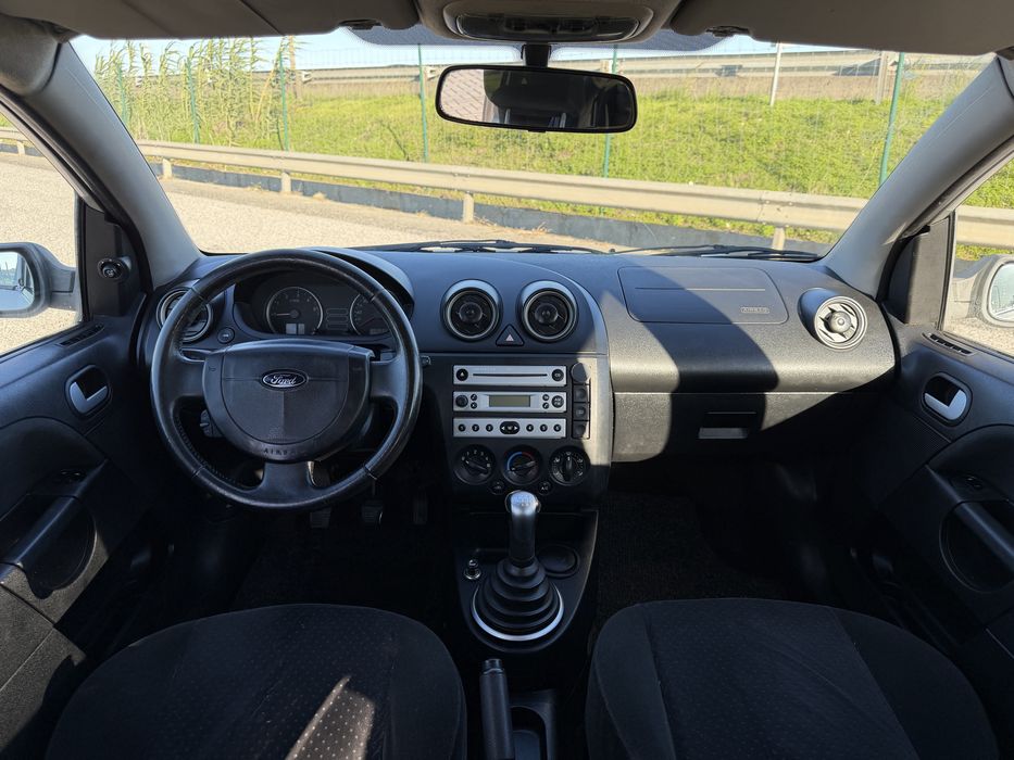 Ford Fiesta 1.4 TDCi Ghia 2005