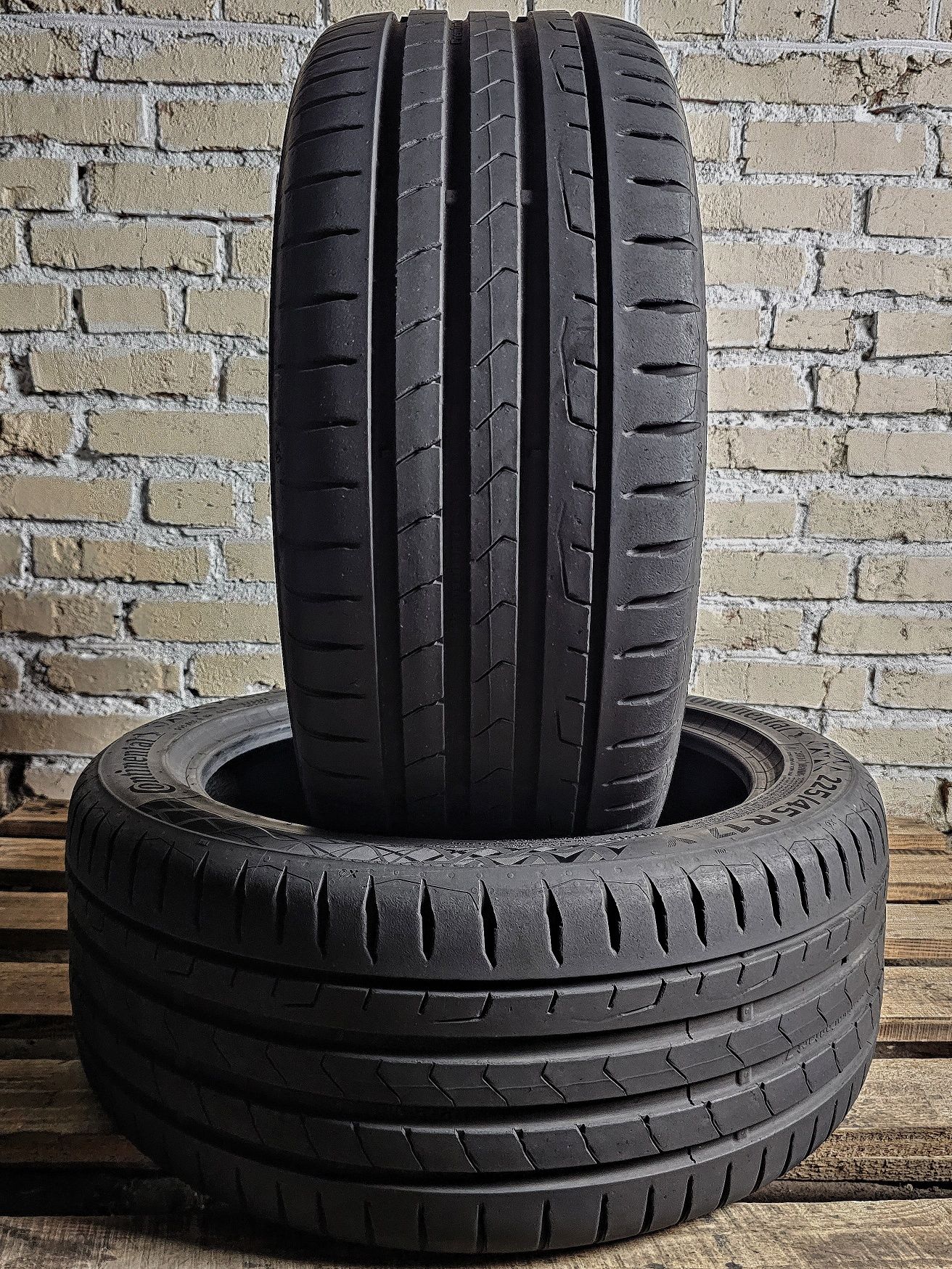 Пара 225/45r17 Continental | 2023 | 7mm | Portugal | Преміум шини