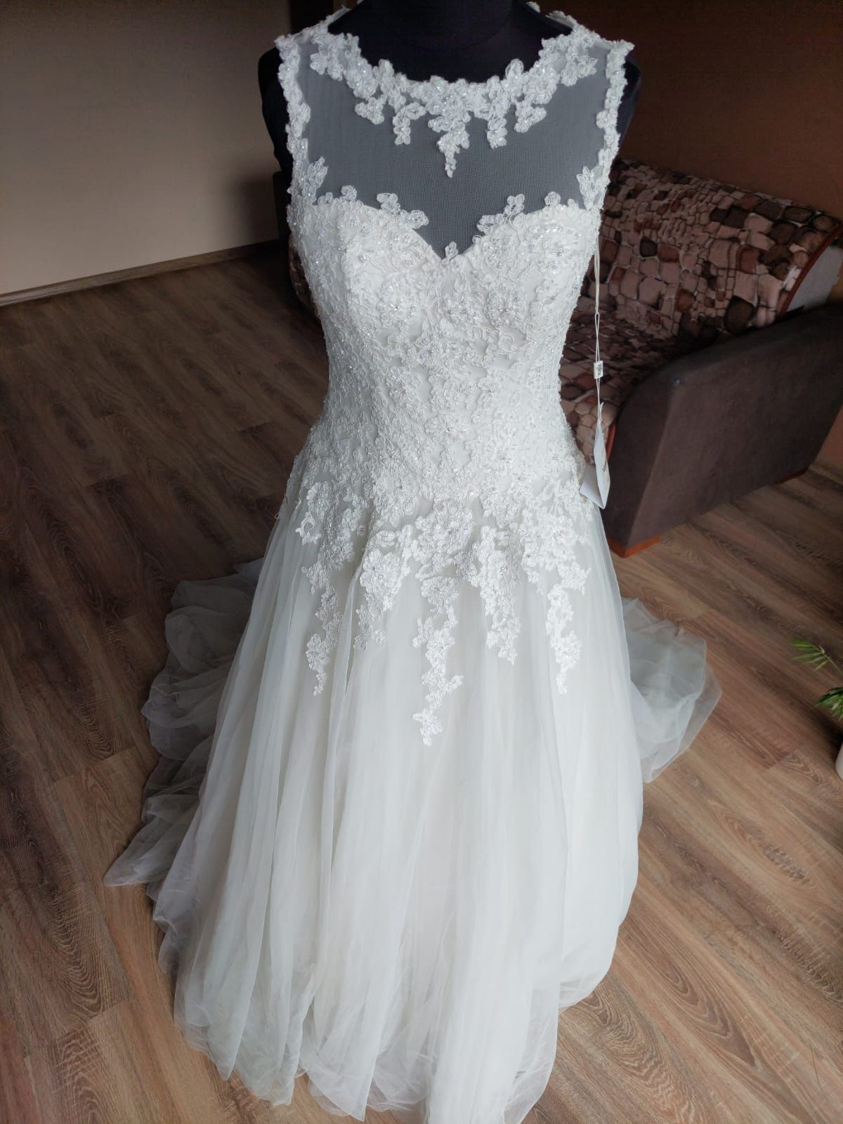 Suknia Ślubna Sposabella Vanilla Sposa, kolekcja Gold, model 1407