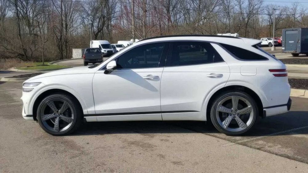 Genesis GV70 Sport      2022