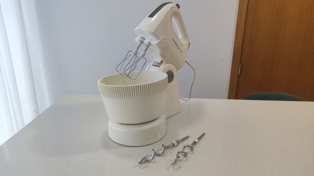 Batedeira Moulinex powerfix, como nova