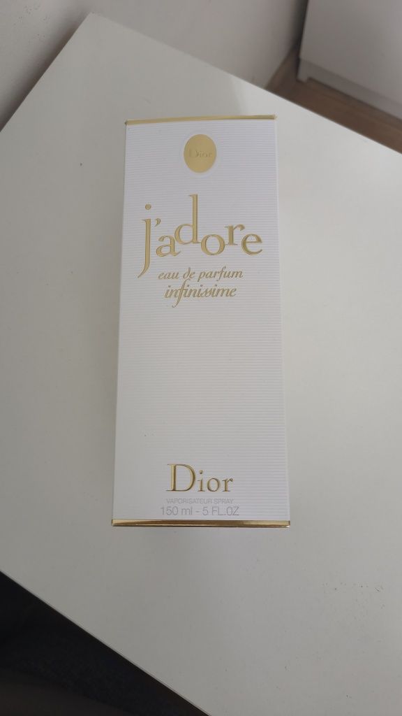 Perfumy j'adore dior'a
