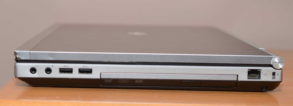 HP EliteBook 8570p laptop i5-3320M 8GB DDR3 ATI HD7570M 1GB SSD 240GB
