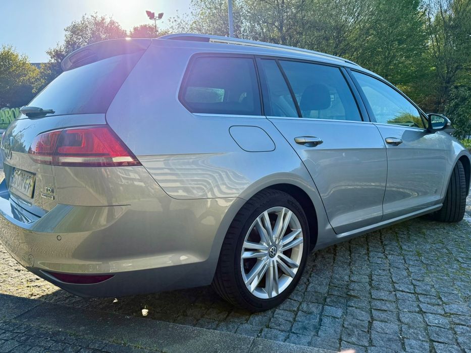 VW Golf Variant 1.6TDi DSG Highline