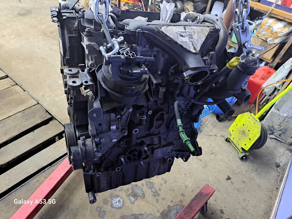Silnik, słupek silnika Ford Kuga Mk1 G6DG D4204T