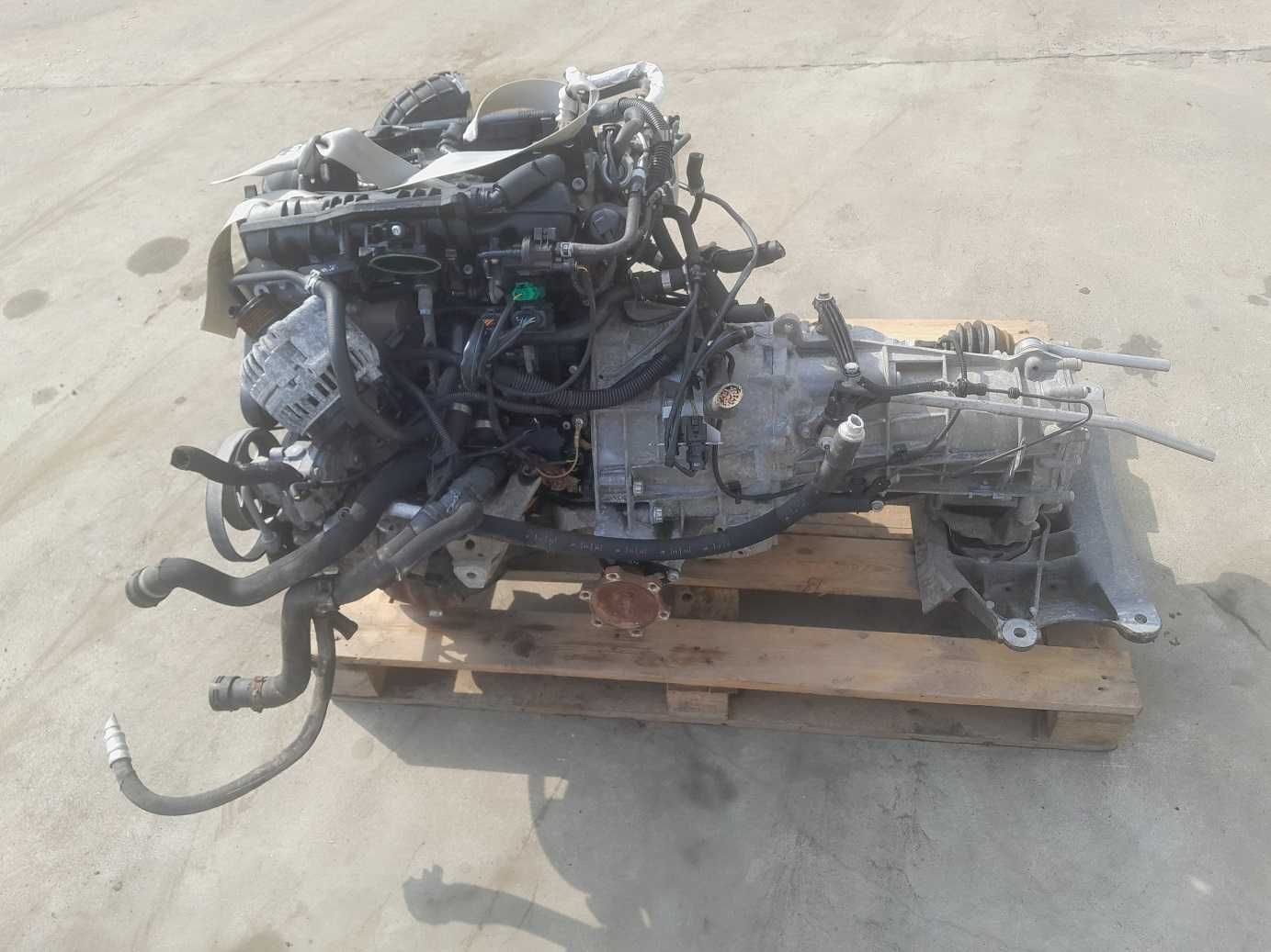 Audi A4 B8 1.8 TFSI - skrzynia biegów JJF