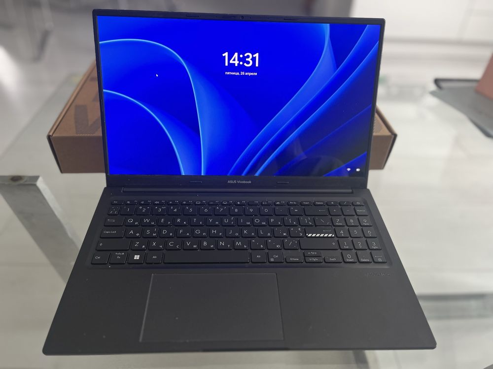 ASUS vivobook oled15 m1505