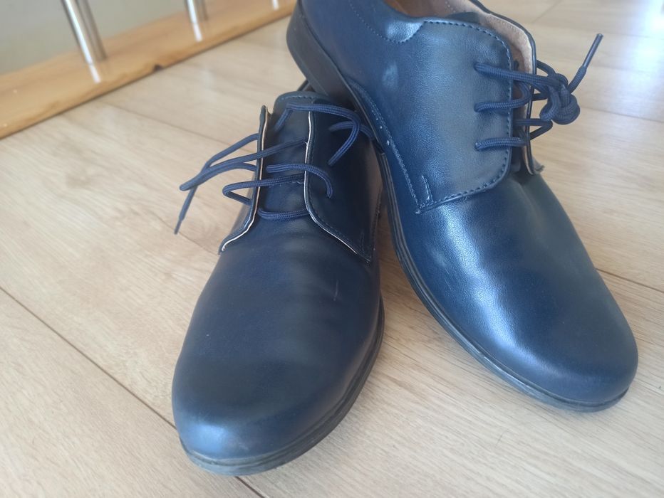 Półbuty chłopiece, skórzane, buty komunijne rozm 37