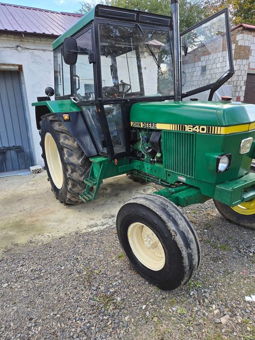 John Deere 1640 Ursus Zetor Massey Ferguson MF 255 ursus