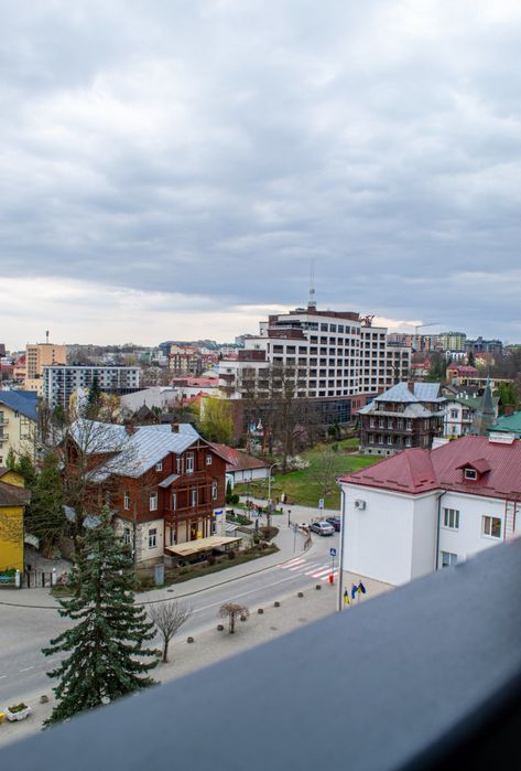 Апартаменти в центрі. Срібний дім Люкс
